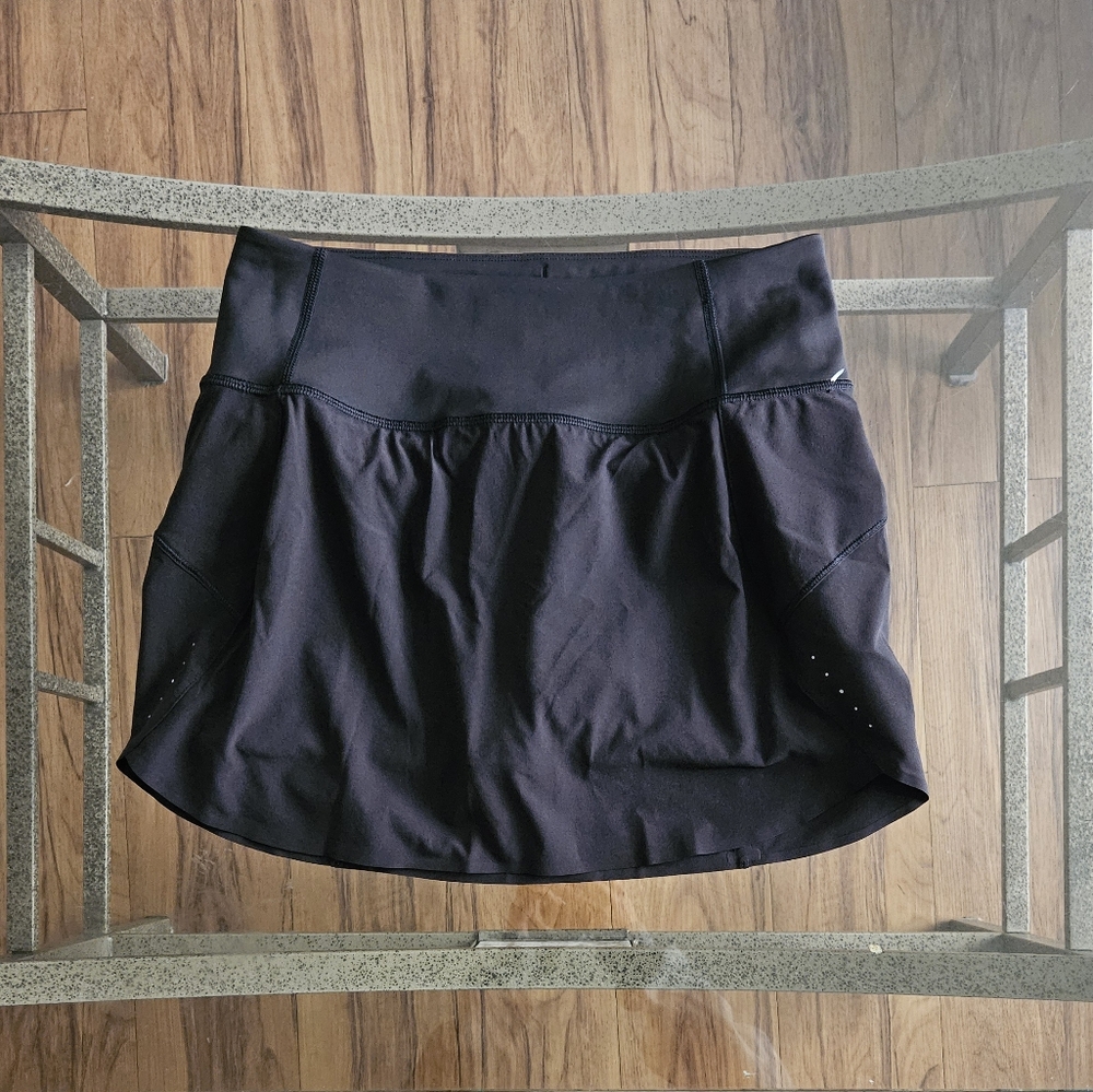 Athleta Black Run With It Skort